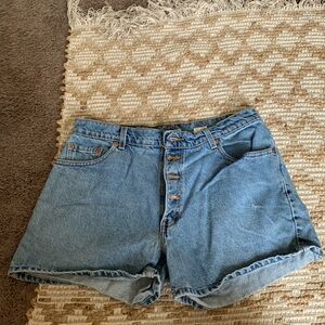 Vintage levi shorts